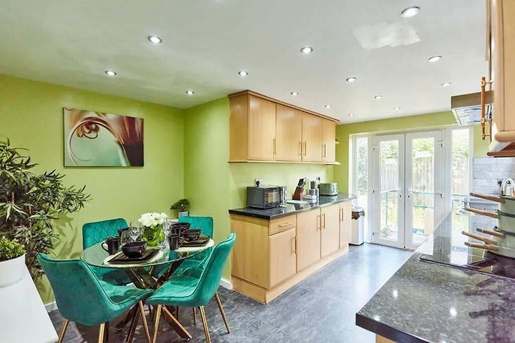 *Little Haven In Leeds* ¤Private Parking¤ Ensuite Leeds  Leeds (West Yorkshire)