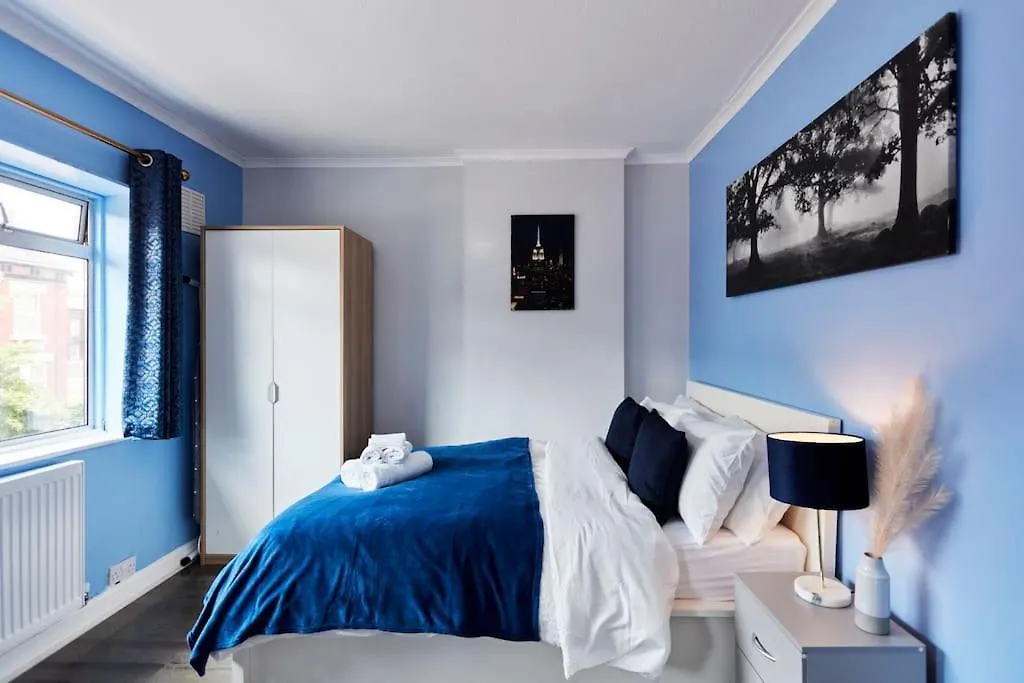 *Little Haven In Leeds* ¤Private Parking¤ Ensuite Leeds