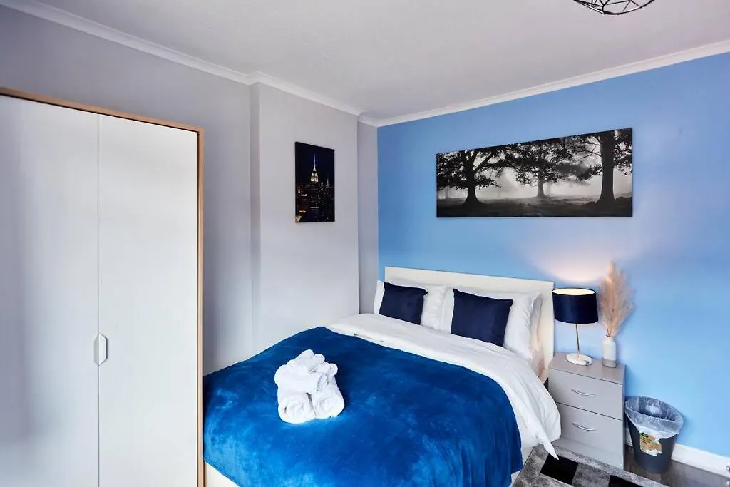 *Little Haven In Leeds* ¤Private Parking¤ Ensuite Leeds  Leeds (West Yorkshire)