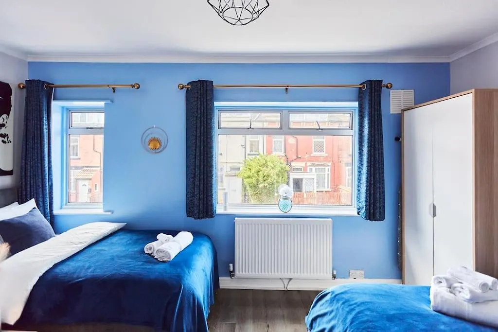 *Little Haven In Leeds* ¤Private Parking¤ Ensuite Leeds  0*, Leeds (West Yorkshire)